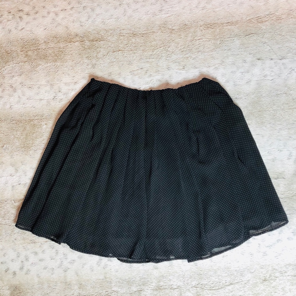 Uniqlo chiffon flare polka dot mini skirt